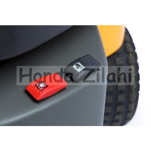 Stiga frontkaszás fűnyírótraktor Park 300 (Vágóasztal nélkül)