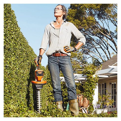 Stihl akkumulátoros sövénnyíró HSA 60 (akku és töltő nélkül)