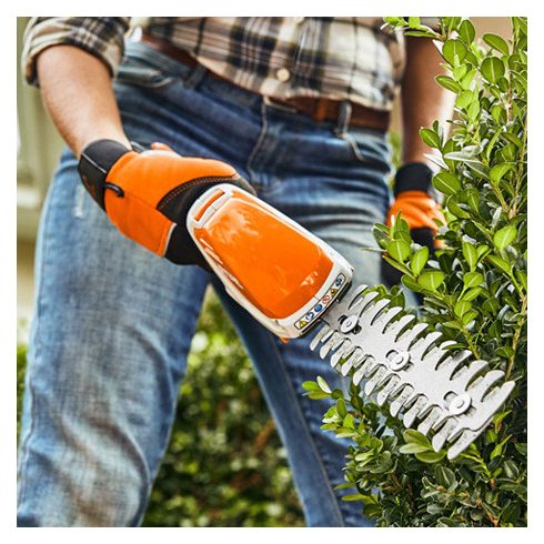 Stihl akkumulátoros sövénynyíró HSA 26 (akku és töltő nélkül)