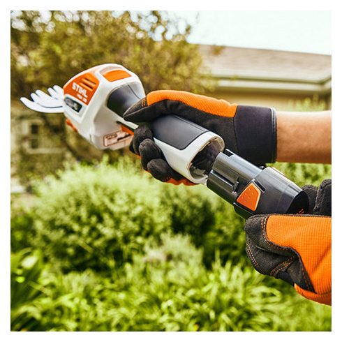 Stihl akkumulátoros sövénynyíró HSA 26 (akku és töltő nélkül)