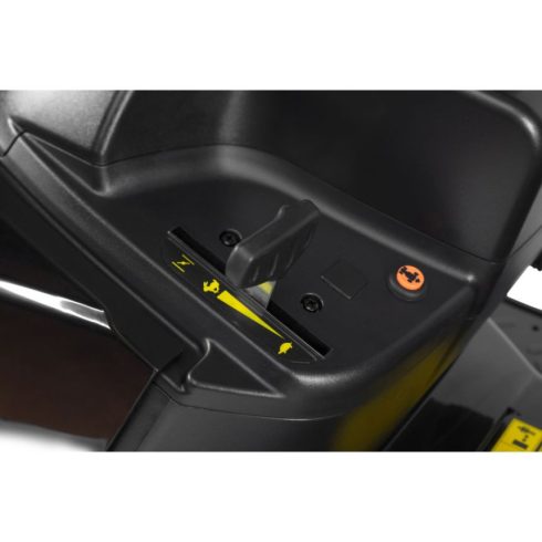 Alpina fűnyírótraktor AT4 98 HA ST 450