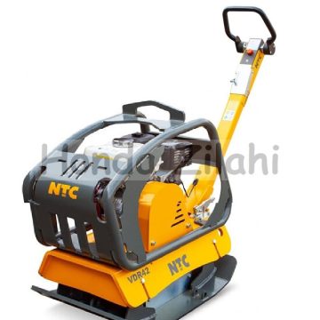   NTC lapvibrátor előre és hátramenettel Honda motoros VDR 42